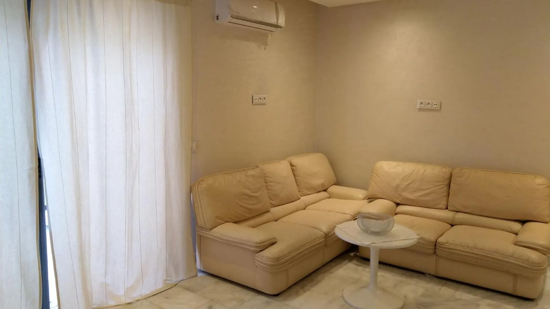 Sweet Home Casa Blanca 0*,